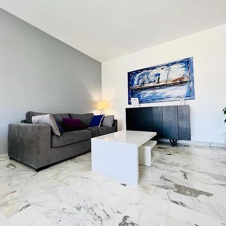 Le Pinede - Apt 4 Prs- Parking - Clim - 500M Plages 昂蒂布 外观 照片